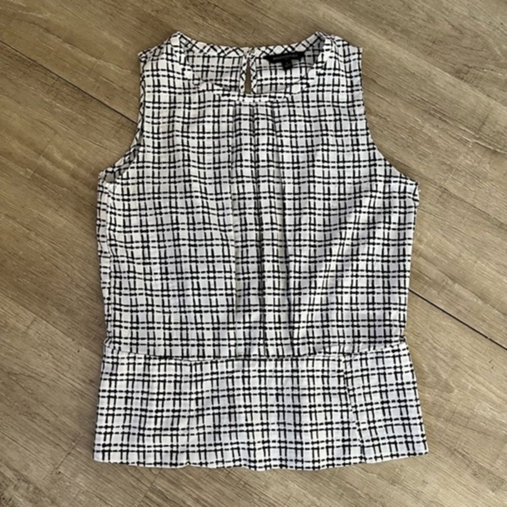 Banana Republic Black and White Sleeveless Top Size 2 Like New - Picture 9 of 13